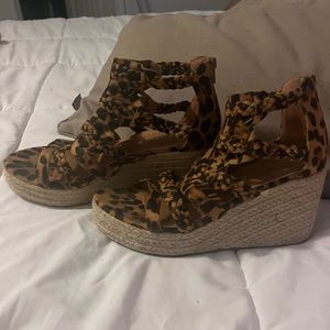 Cute Cheetah Wedges!